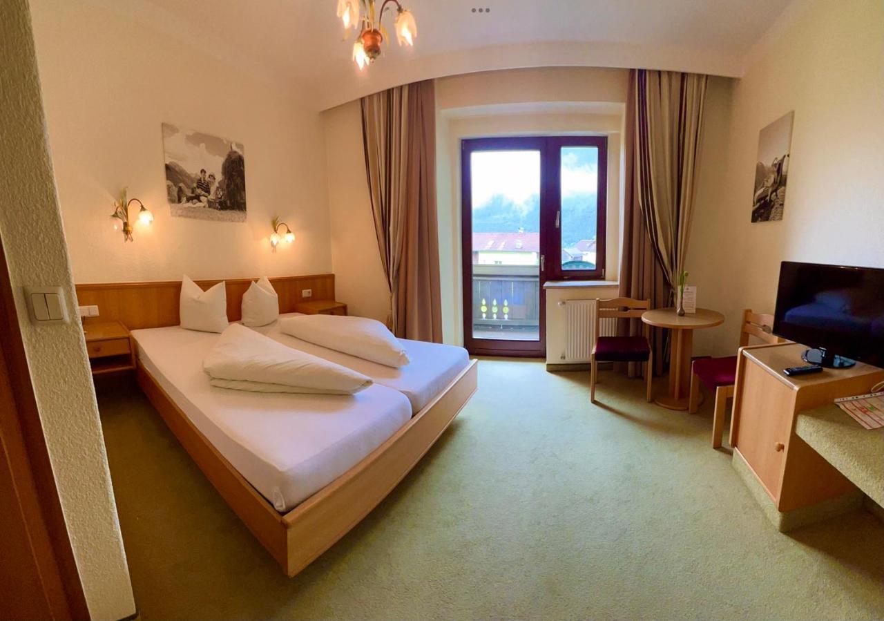 Hotel Zum Lamm Tarrenz Eksteriør billede