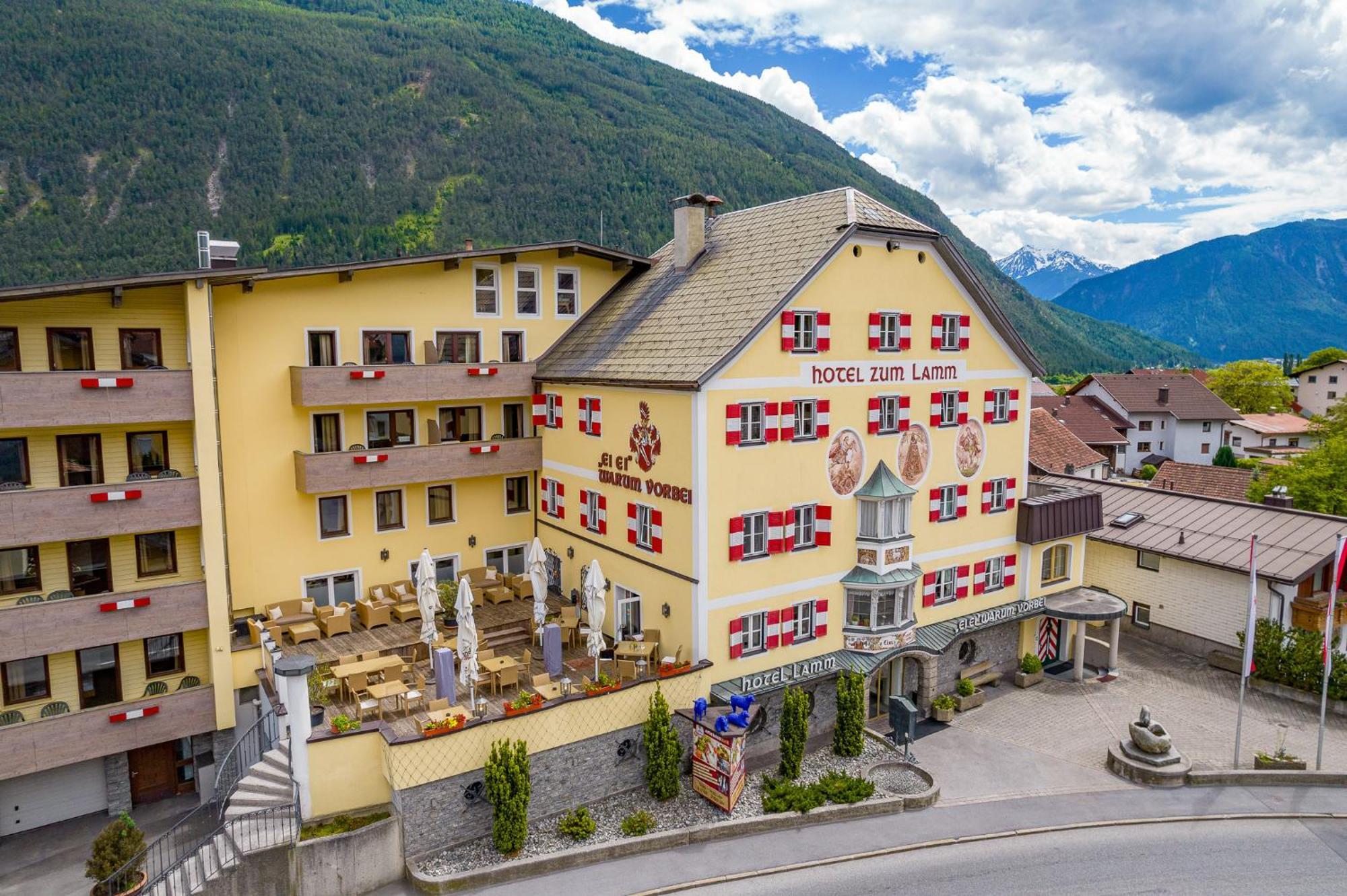 Hotel Zum Lamm Tarrenz Eksteriør billede