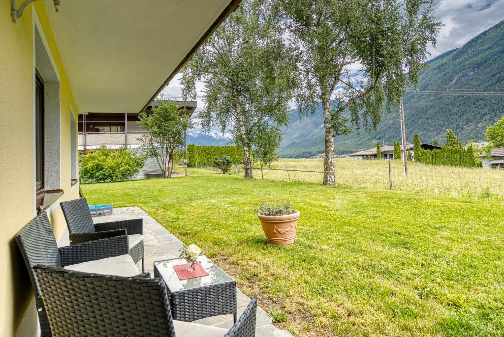 Hotel Zum Lamm Tarrenz Eksteriør billede