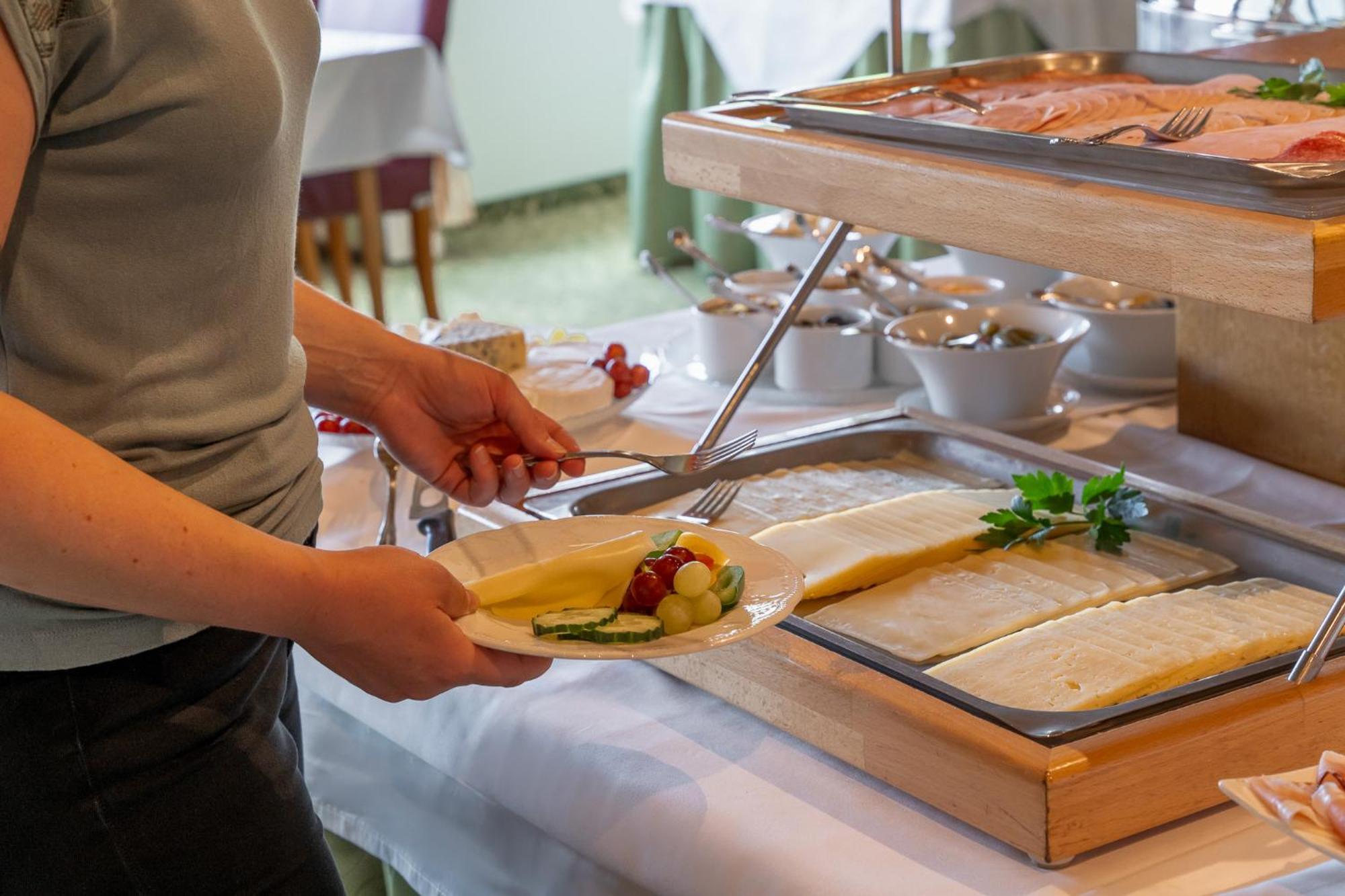 Hotel Zum Lamm Tarrenz Eksteriør billede