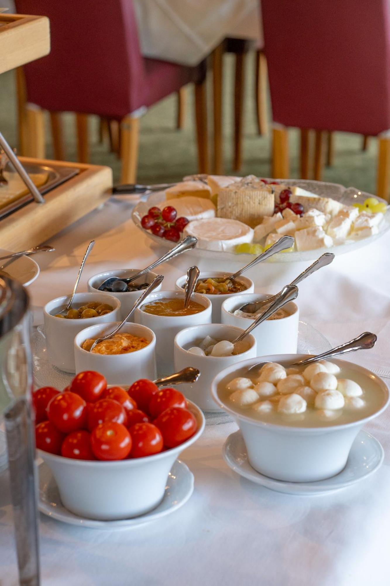Hotel Zum Lamm Tarrenz Eksteriør billede