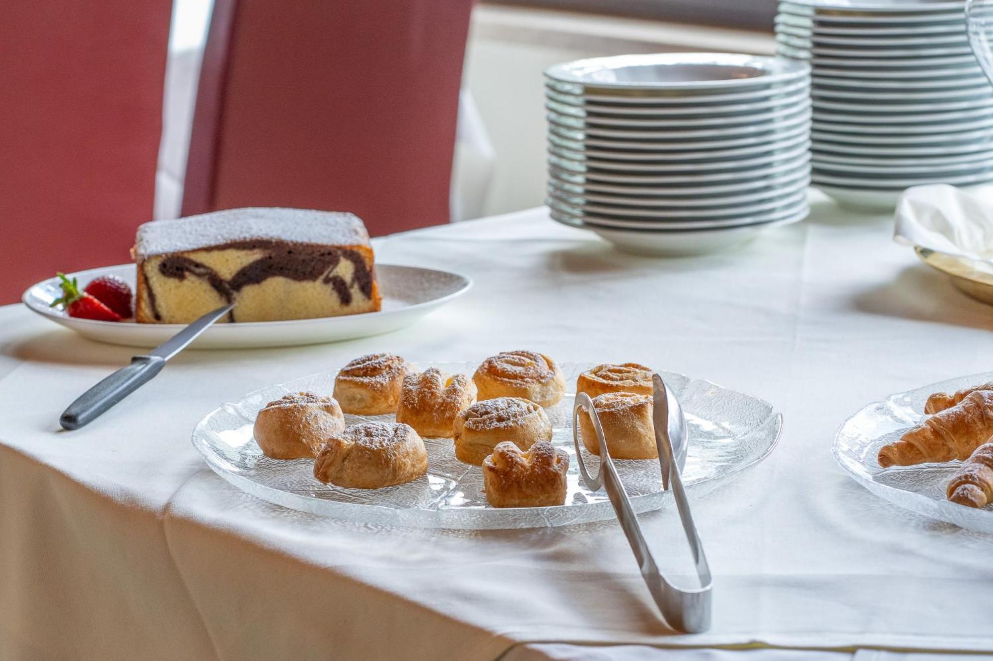 Hotel Zum Lamm Tarrenz Eksteriør billede